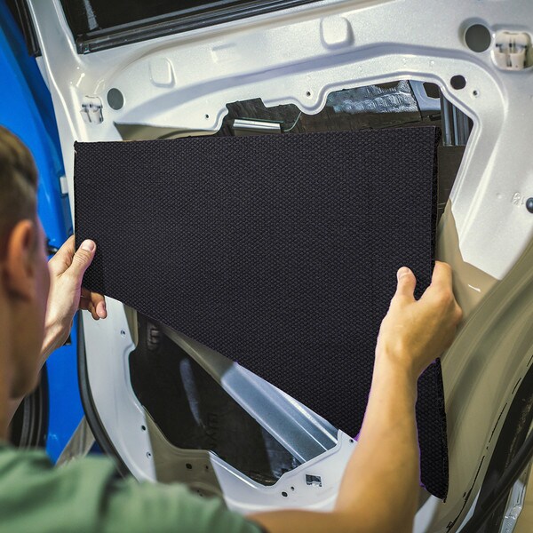 Main product image for Dynamat Dynacore 11901 1/2" Black Fiber Absorber 32"x54"260-592